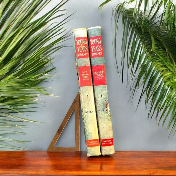 VINTAGE Young Years Library Book Set Best Loved Fairy Tales & Mother’s Guide - Picture 6 of 16